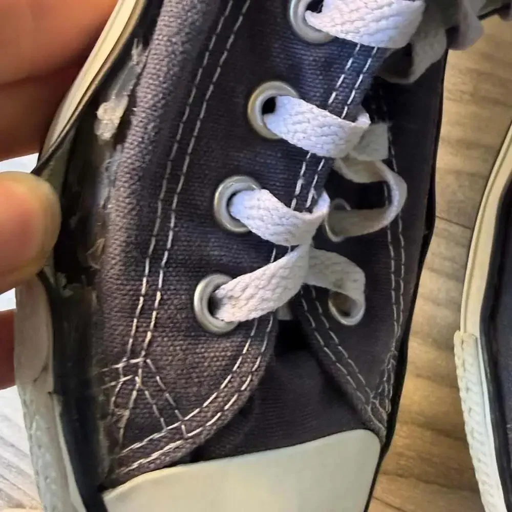 Vintage Y2K Converse Chuck Taylor All Star High Top Navy Blue